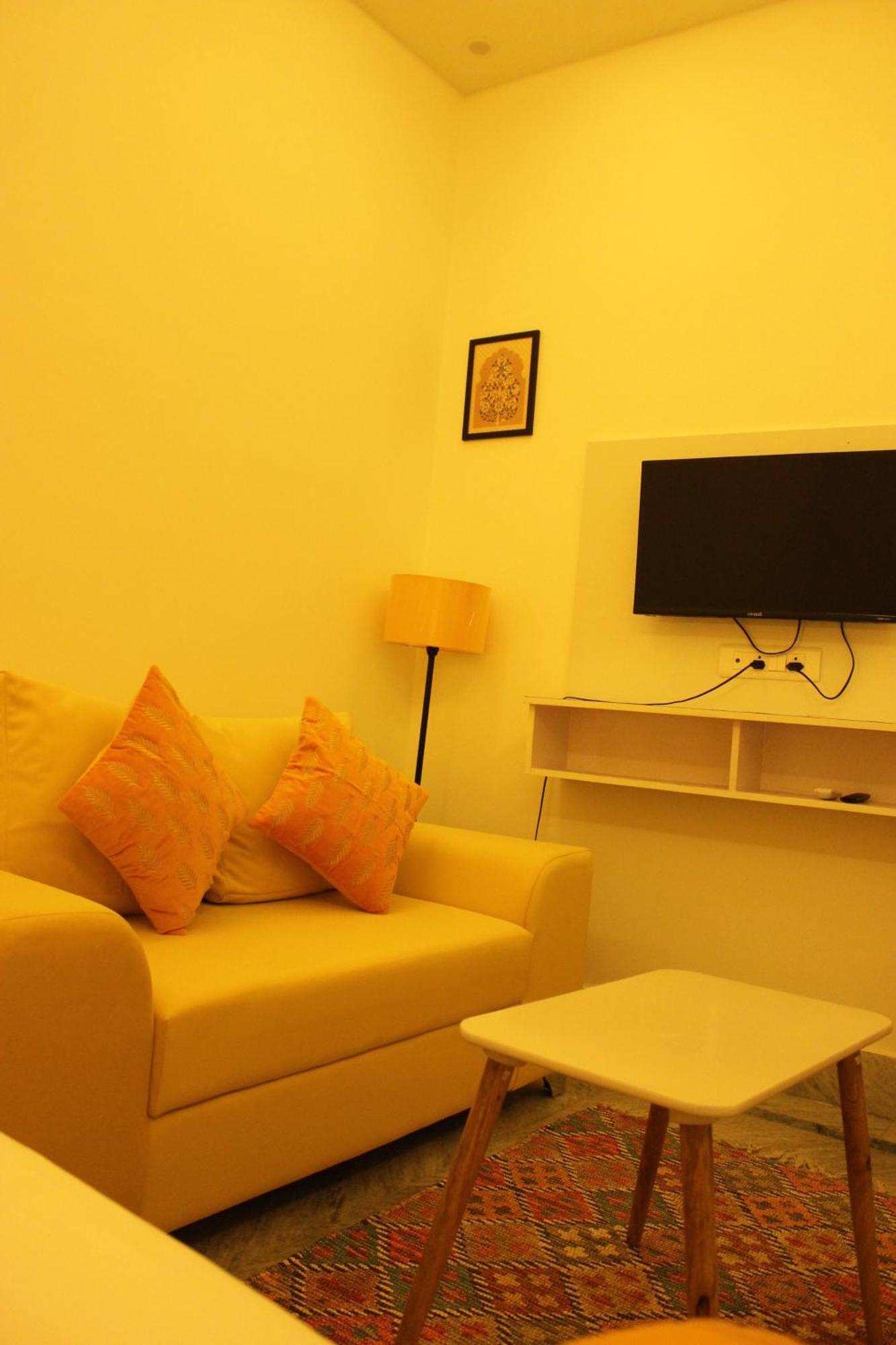 The Nandi International Boutique Homestay Varanasi Exterior photo