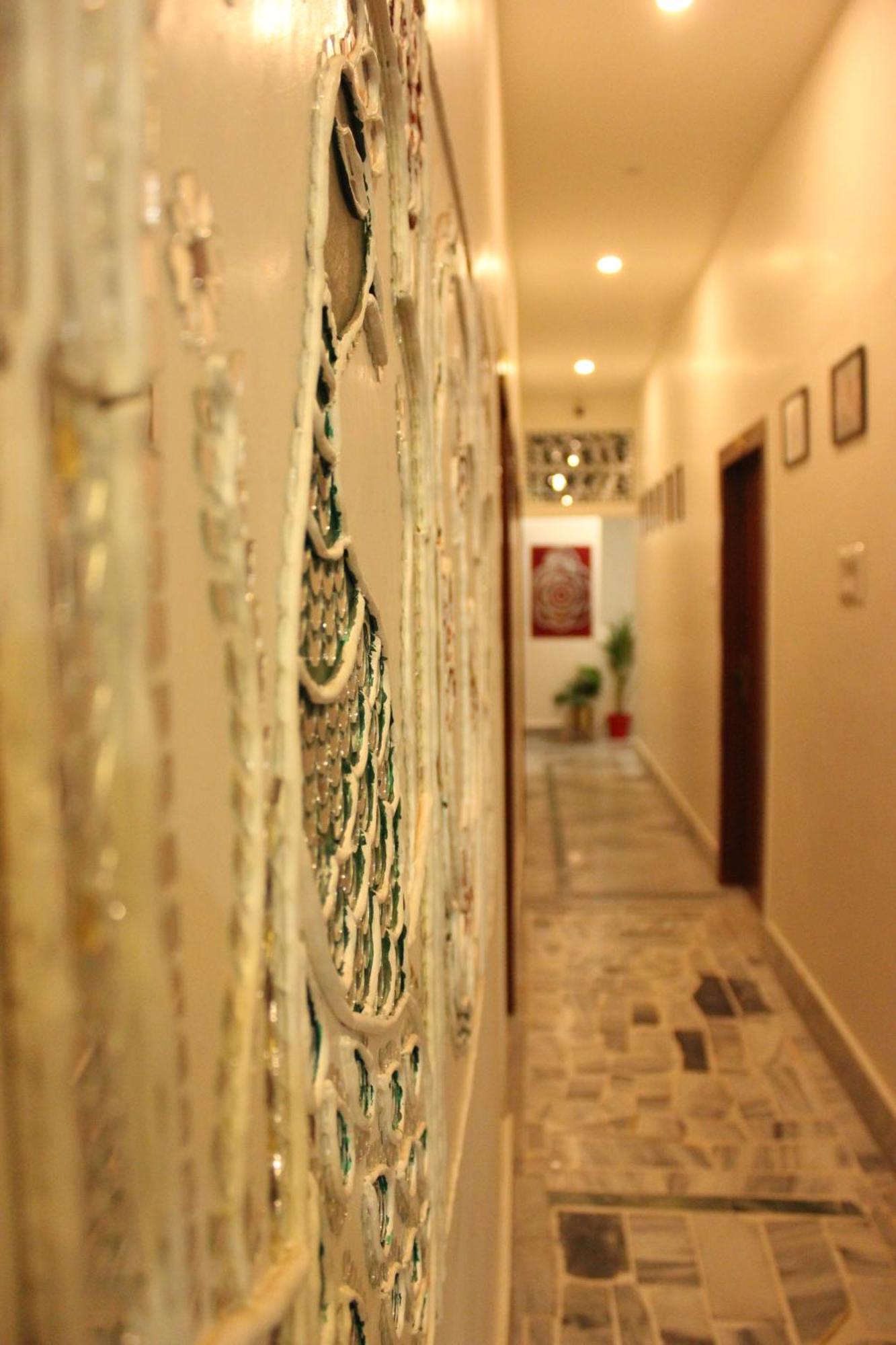 The Nandi International Boutique Homestay Varanasi Exterior photo